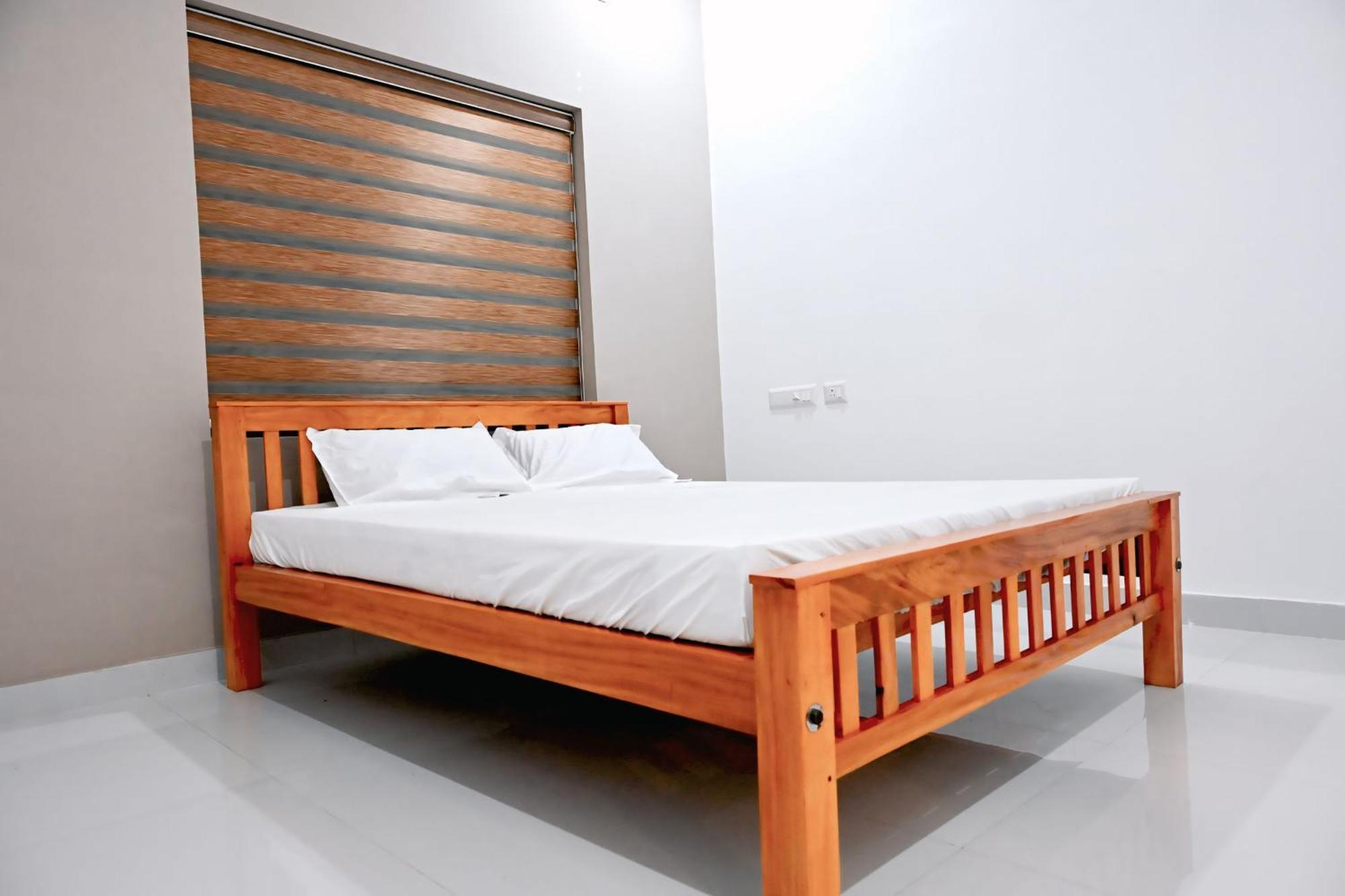 דירות Chottanikara Elamkulam Penthouse - 3Bhk Ac With Kitchen - Kochi מראה חיצוני תמונה